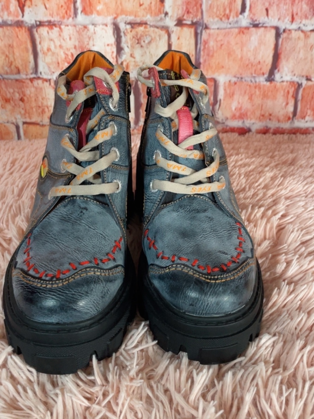 Spring and Autumn Seasons New Women's Solid Color Handsewn Thickened Sole Boots